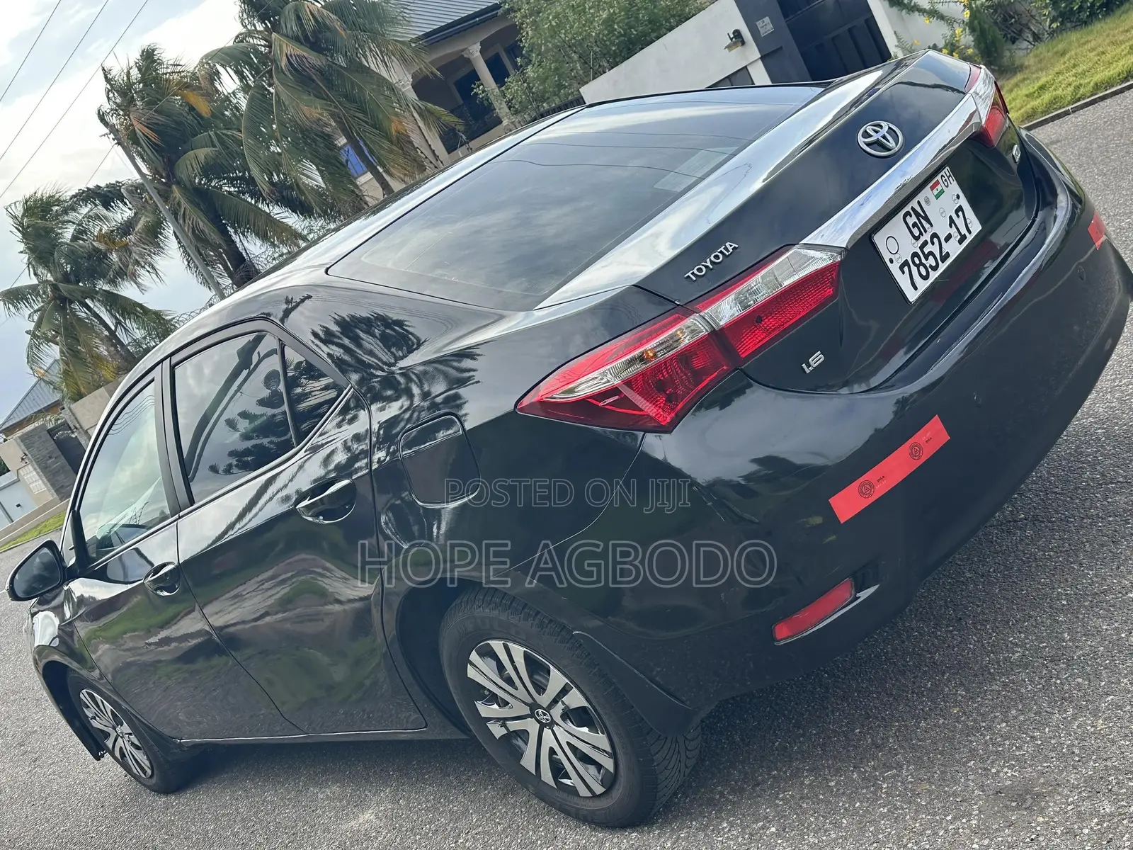 Toyota Corolla LE Eco Plus 4dr Sedan (1.8L 4cyl CVT) 2014 Black