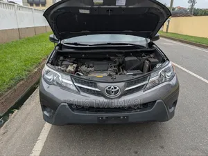 Toyota RAV4 LE 4dr SUV (2.5L 4cyl 6A) 2015 Black