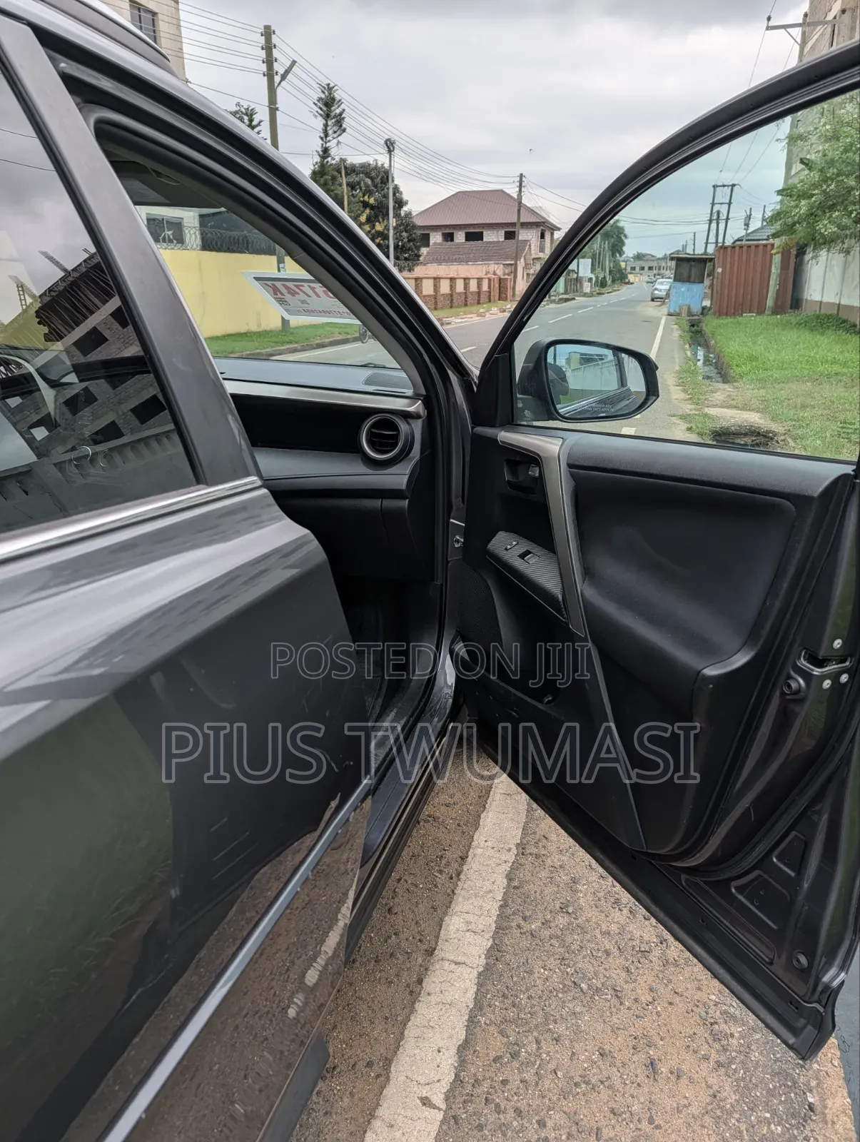 Toyota RAV4 LE 4dr SUV (2.5L 4cyl 6A) 2015 Black