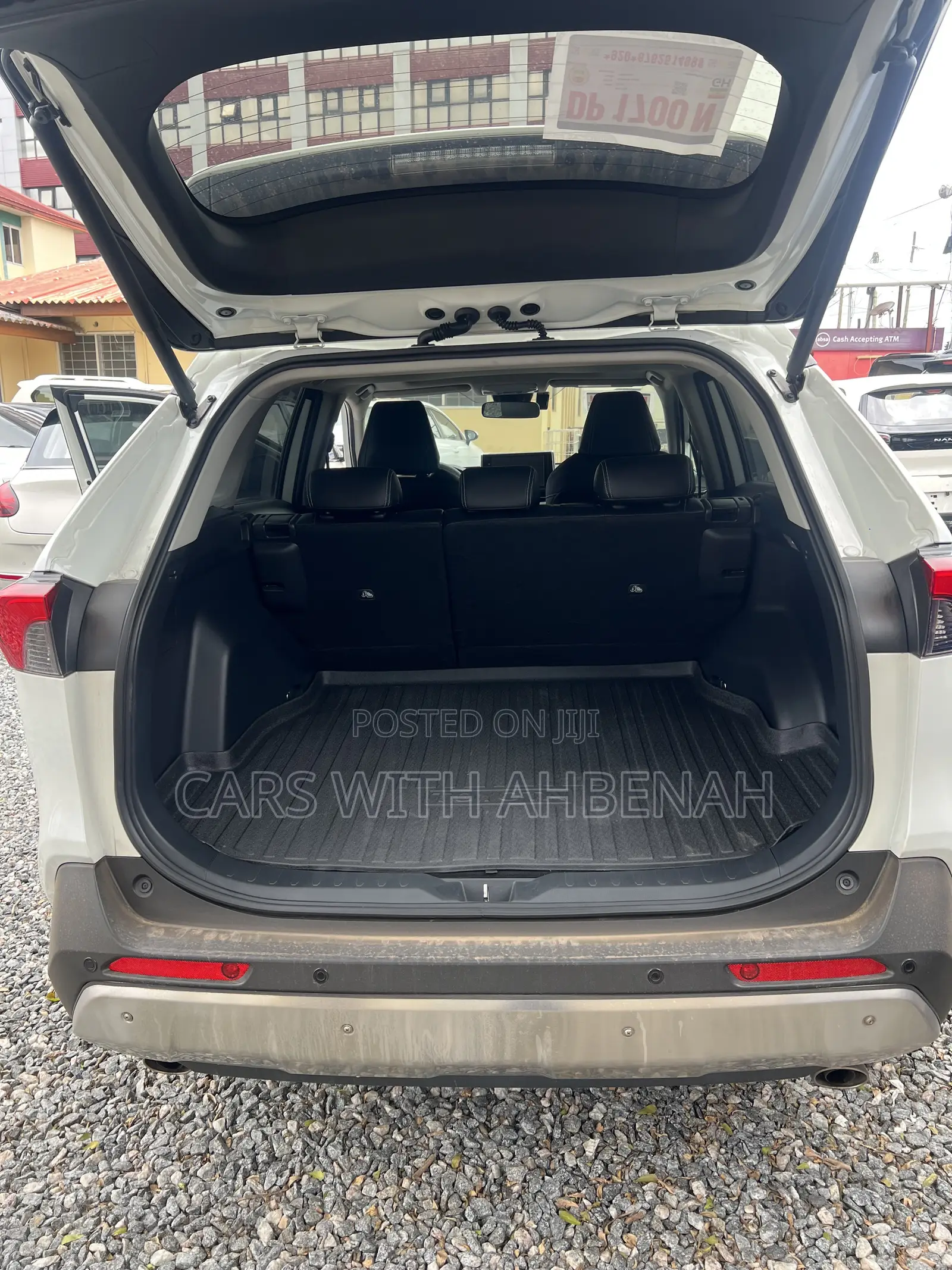 Toyota RAV4 2020 White