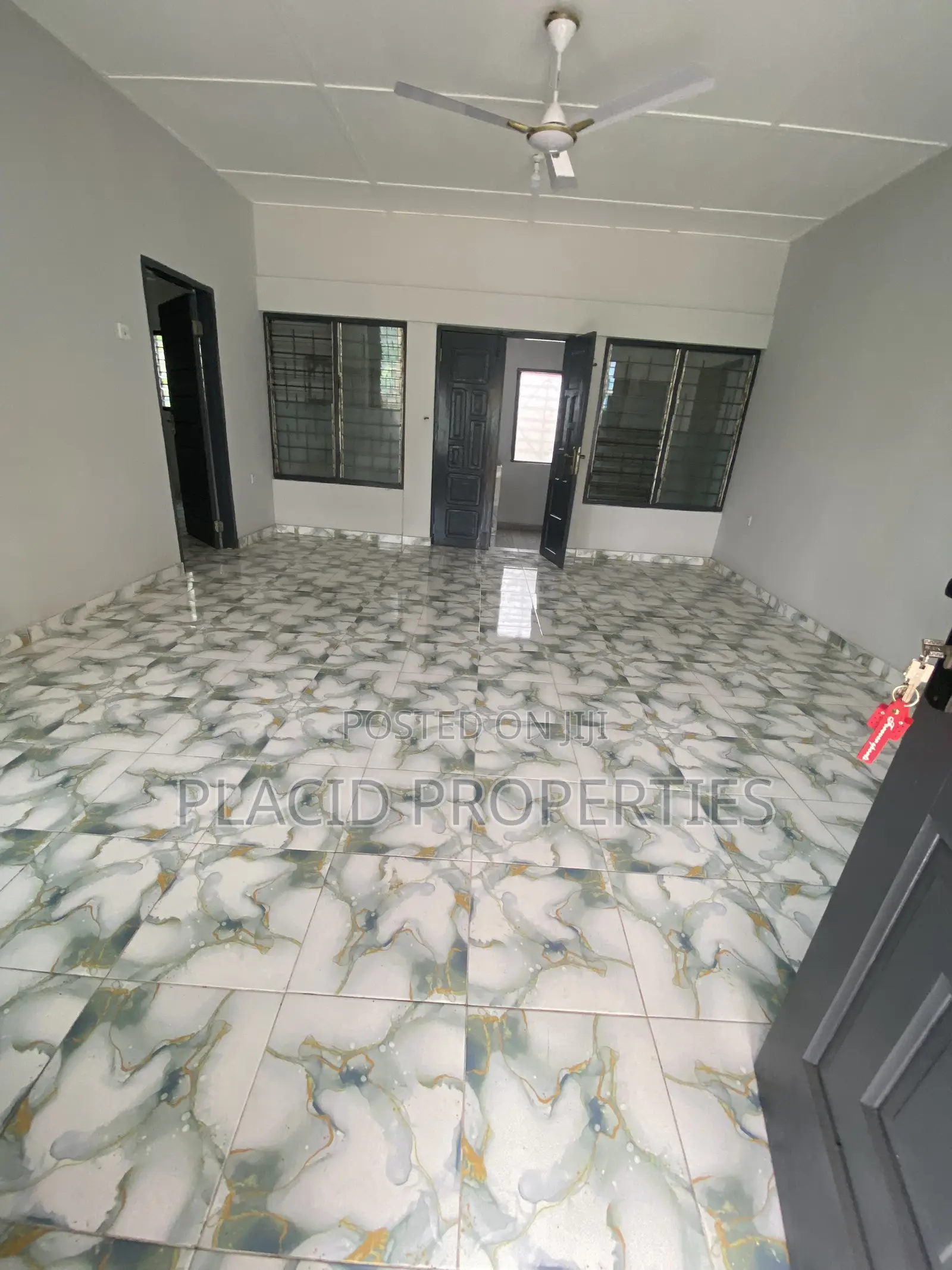3bdrm House in Ofankor Barrier for rent