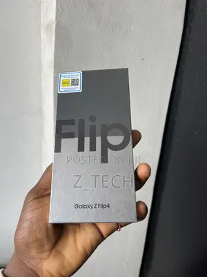 New Samsung Galaxy Z Flip4 256 GB Black