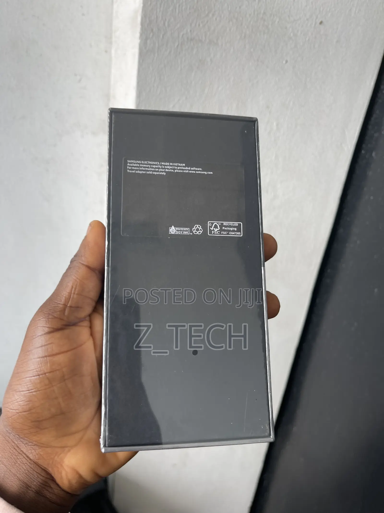 New Samsung Galaxy Z Flip4 256 GB Black