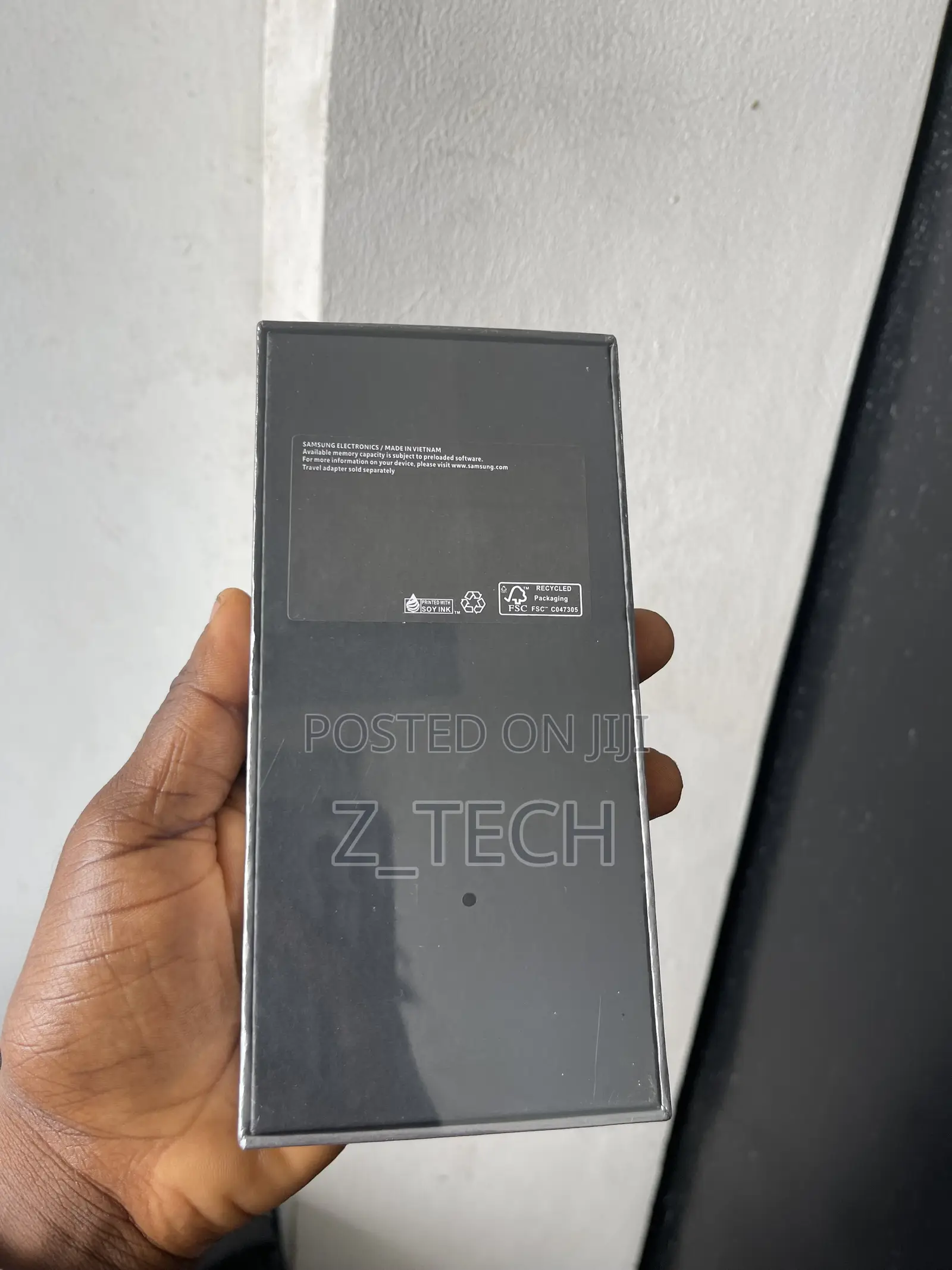 New Samsung Galaxy Z Flip4 256 GB Black