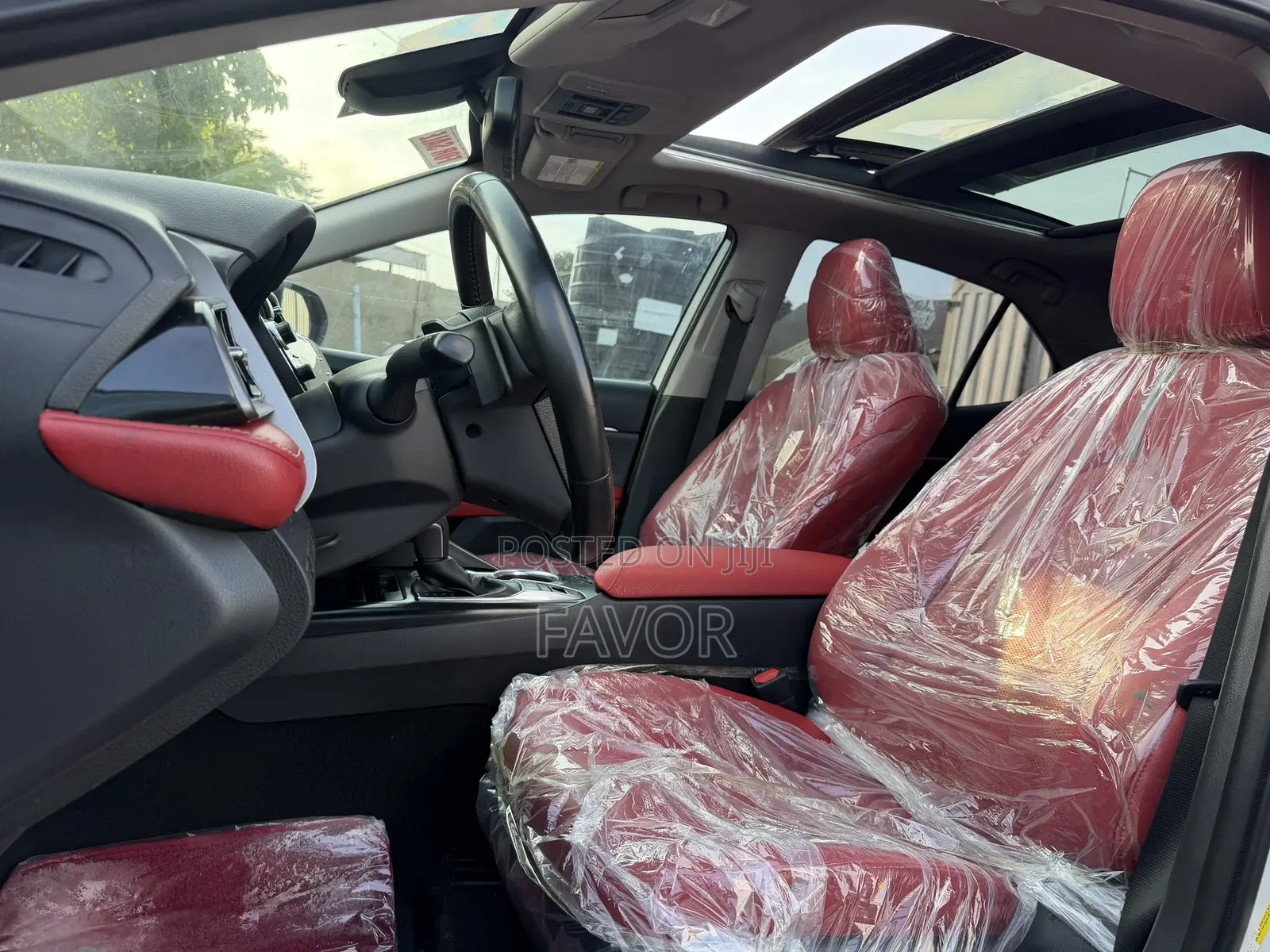 Toyota Camry XSE (2.5L 4cyl 8A) 2019 White