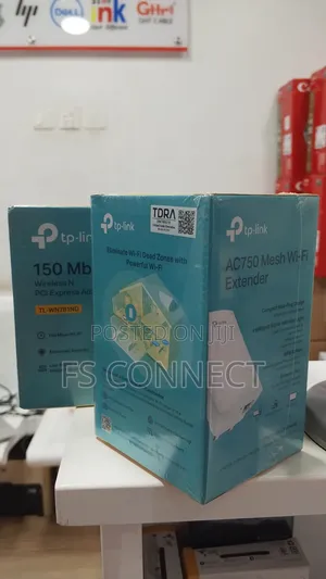 Mesh Wi-Fi Extender RE200