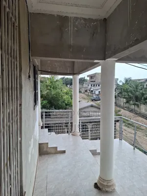 6bdrm Apartment in Old Barrier for sale