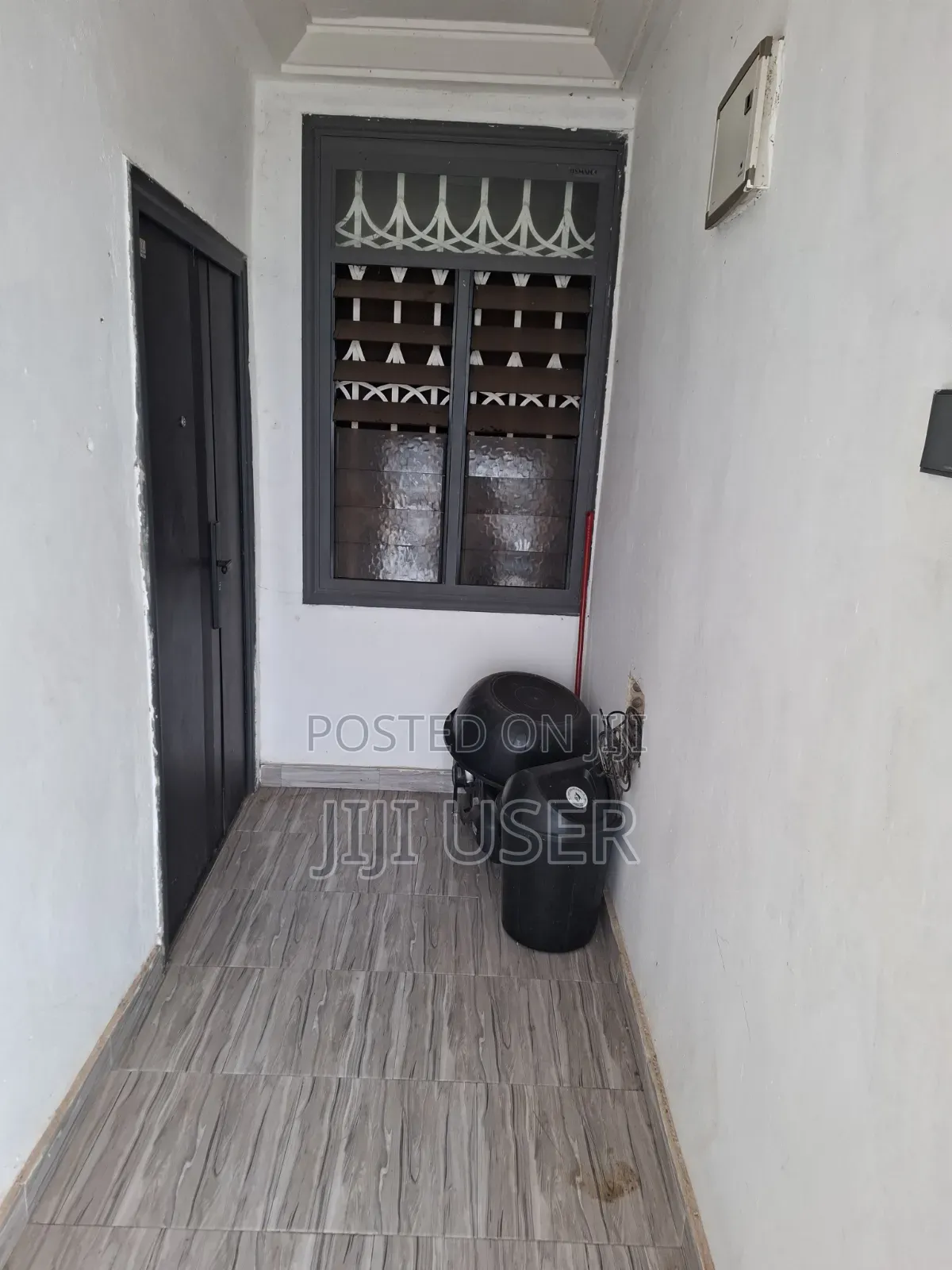6bdrm Apartment in Old Barrier for sale