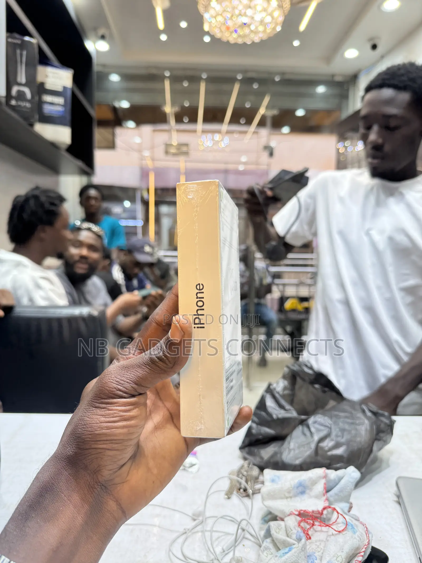 New Apple iPhone 15 128 GB Black