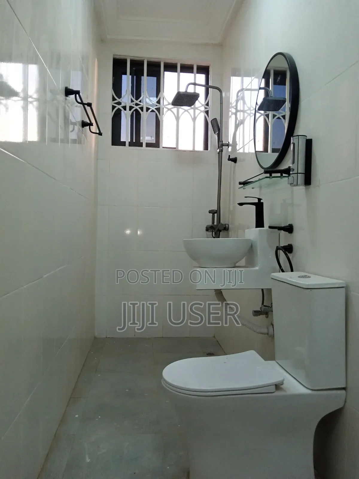 6bdrm Apartment in Old Barrier for sale