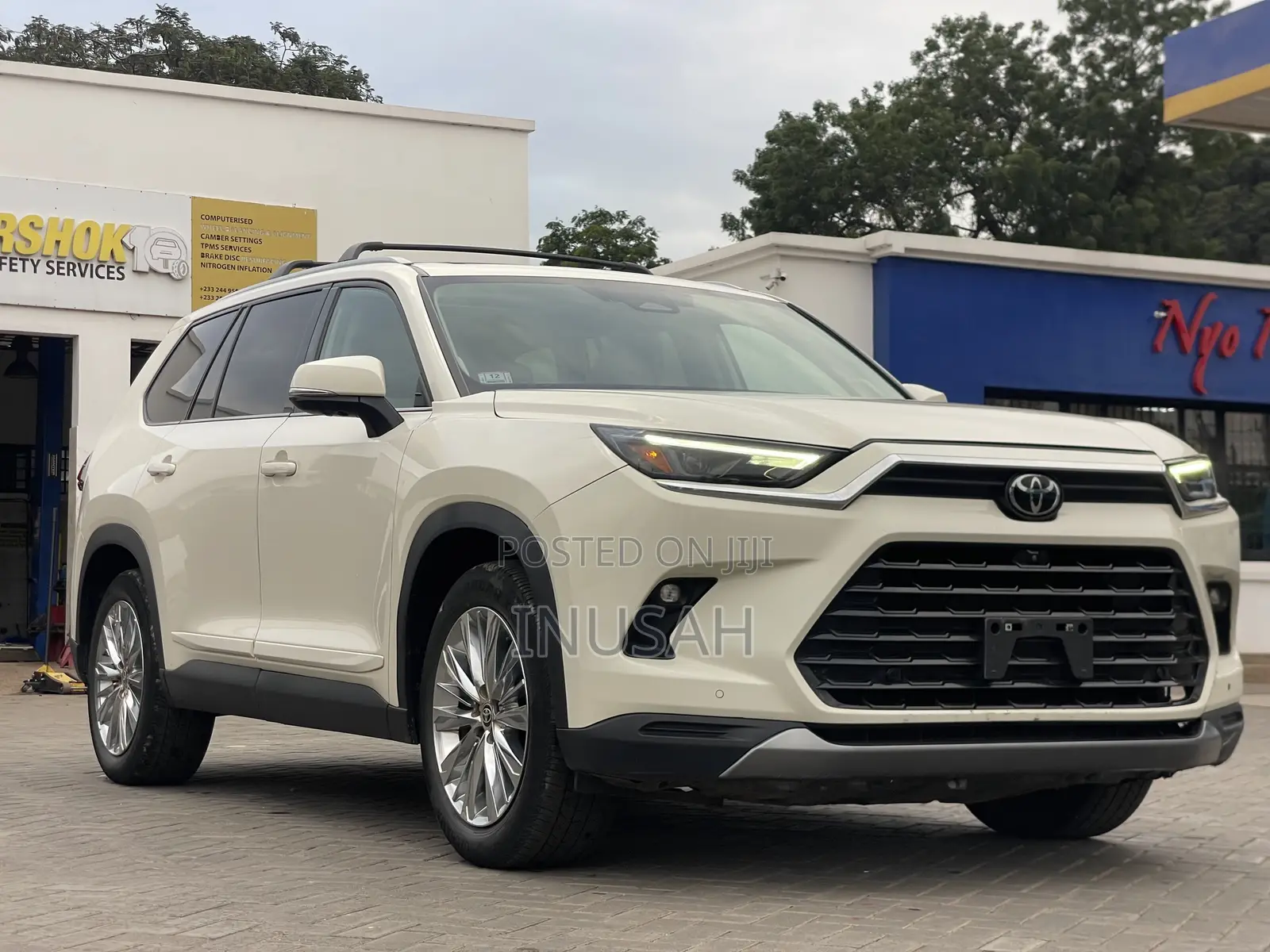 Toyota Highlander Platinum AWD 2024