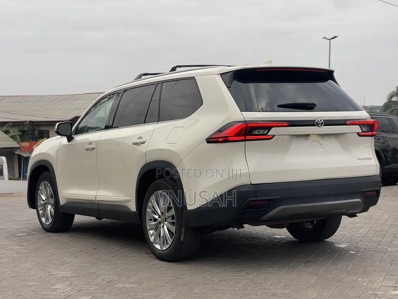 Toyota Highlander Platinum AWD 2024