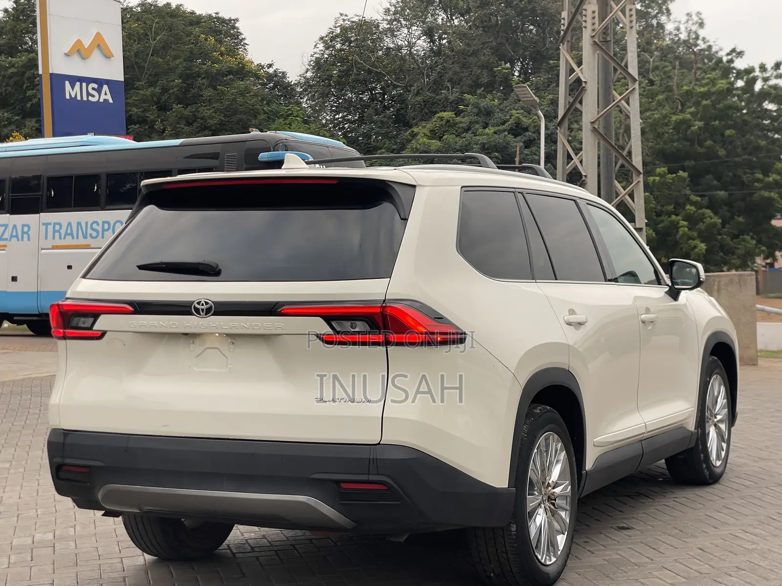 Toyota Highlander Platinum AWD 2024