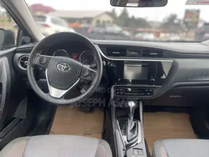Toyota Corolla 2018 Black