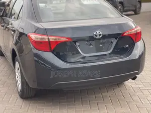 Toyota Corolla 2018 Black