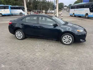 Toyota Corolla 2018 Black
