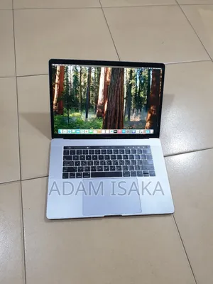 Laptop Apple MacBook Pro 2018 1GB Intel Core i7 SSD 512GB