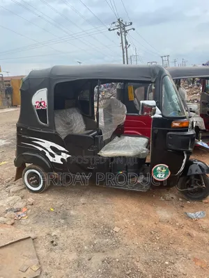 Bajaj Boxer 150 UG 2025 Black
