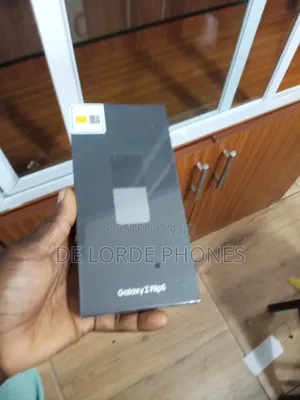 New Samsung Galaxy Z Flip5 256 GB Black