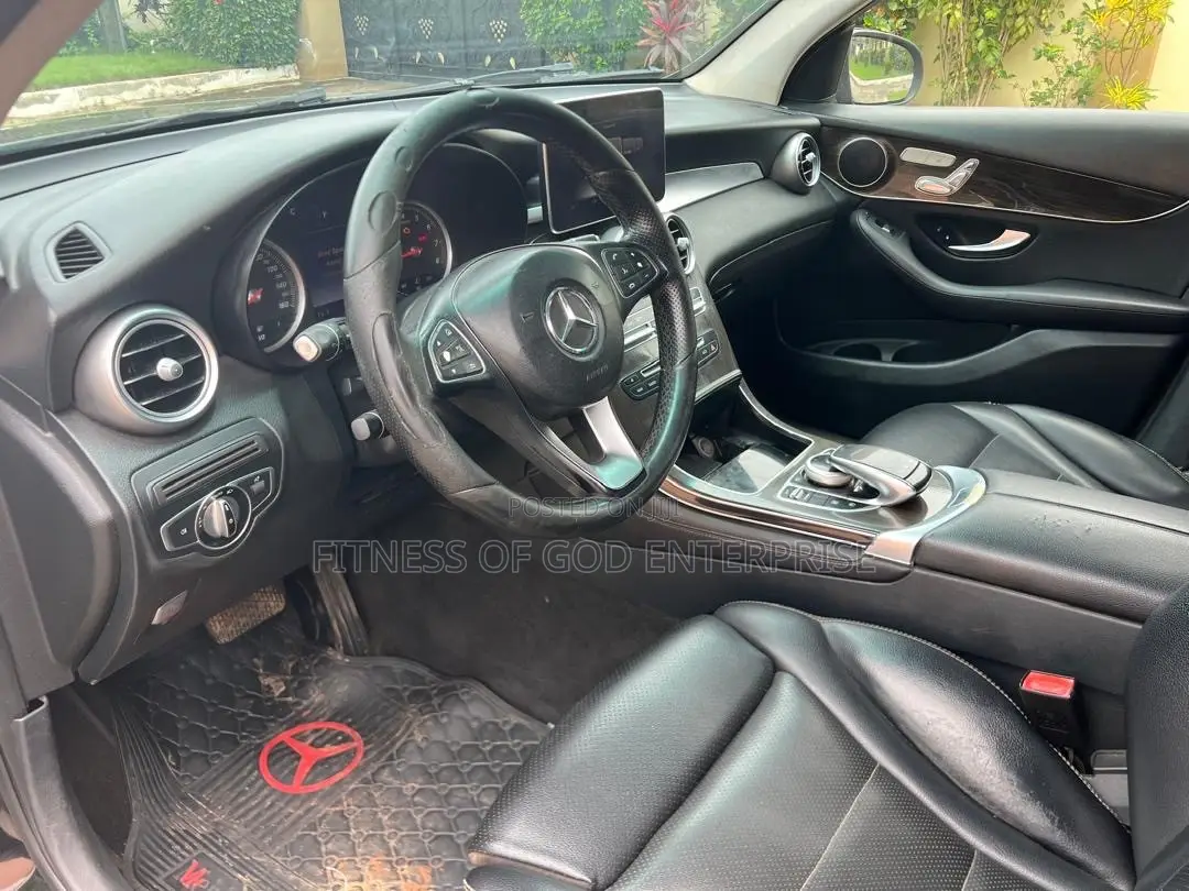 Mercedes-Benz GLC-Class 2016 Black