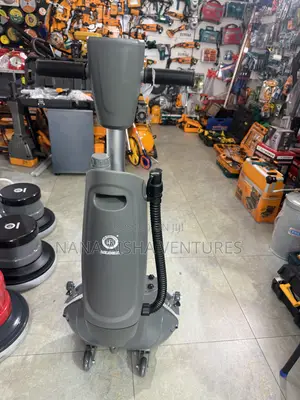 Cordless Floor Scrubbing Machine