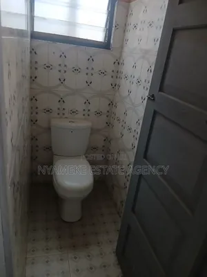2bdrm Apartment in Kofi Ni Ama, Exhibition for rent