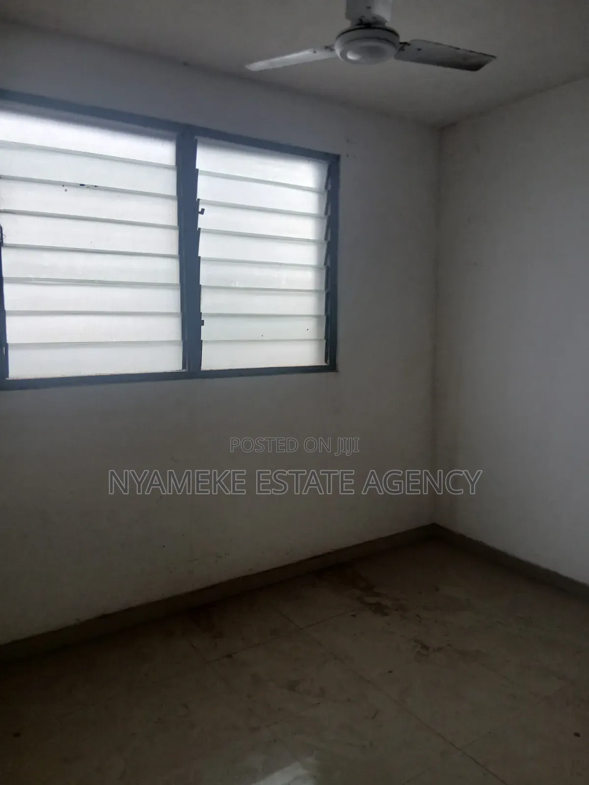 2bdrm Apartment in Kofi Ni Ama, Exhibition for rent