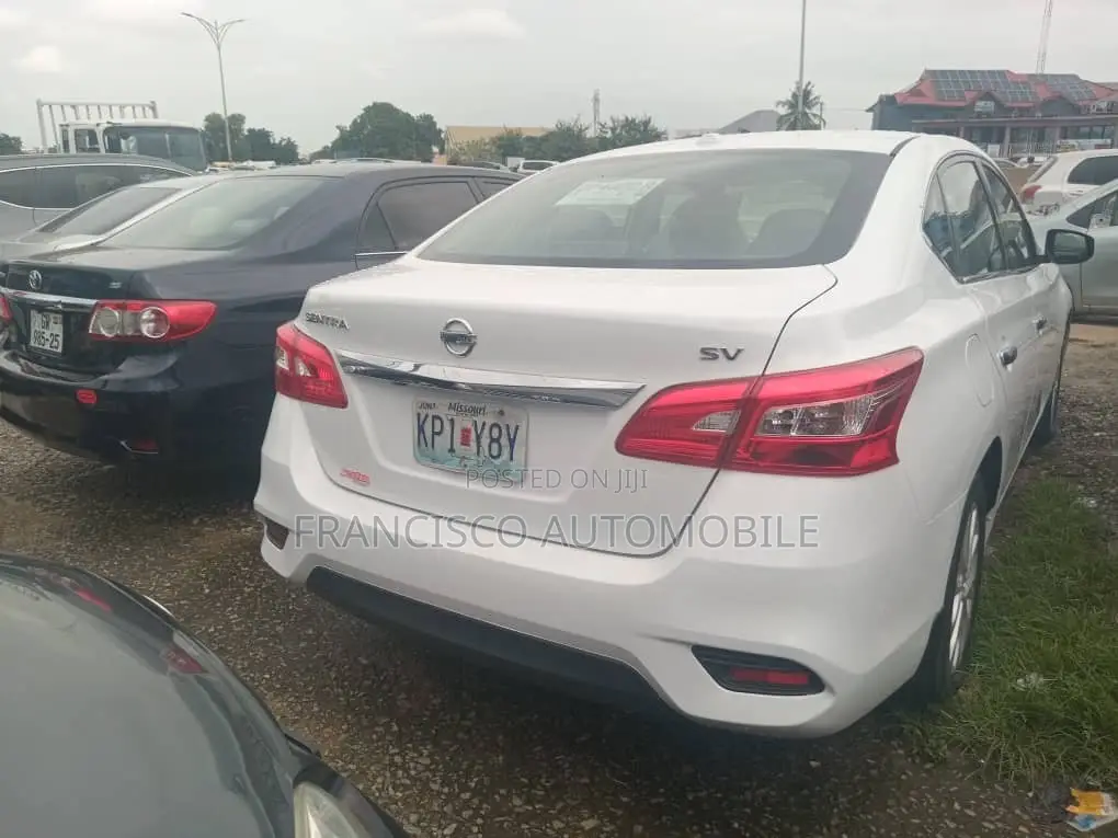 Nissan Sentra SV 2018 White