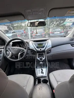 Hyundai Elantra 2012 Gray