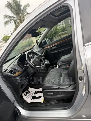 Honda CR-V Touring 4dr SUV AWD (1.5L 4cyl CVT) 2017 Silver