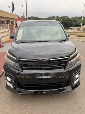 Toyota Voxy X 4WD 8-Seater 2014 Black