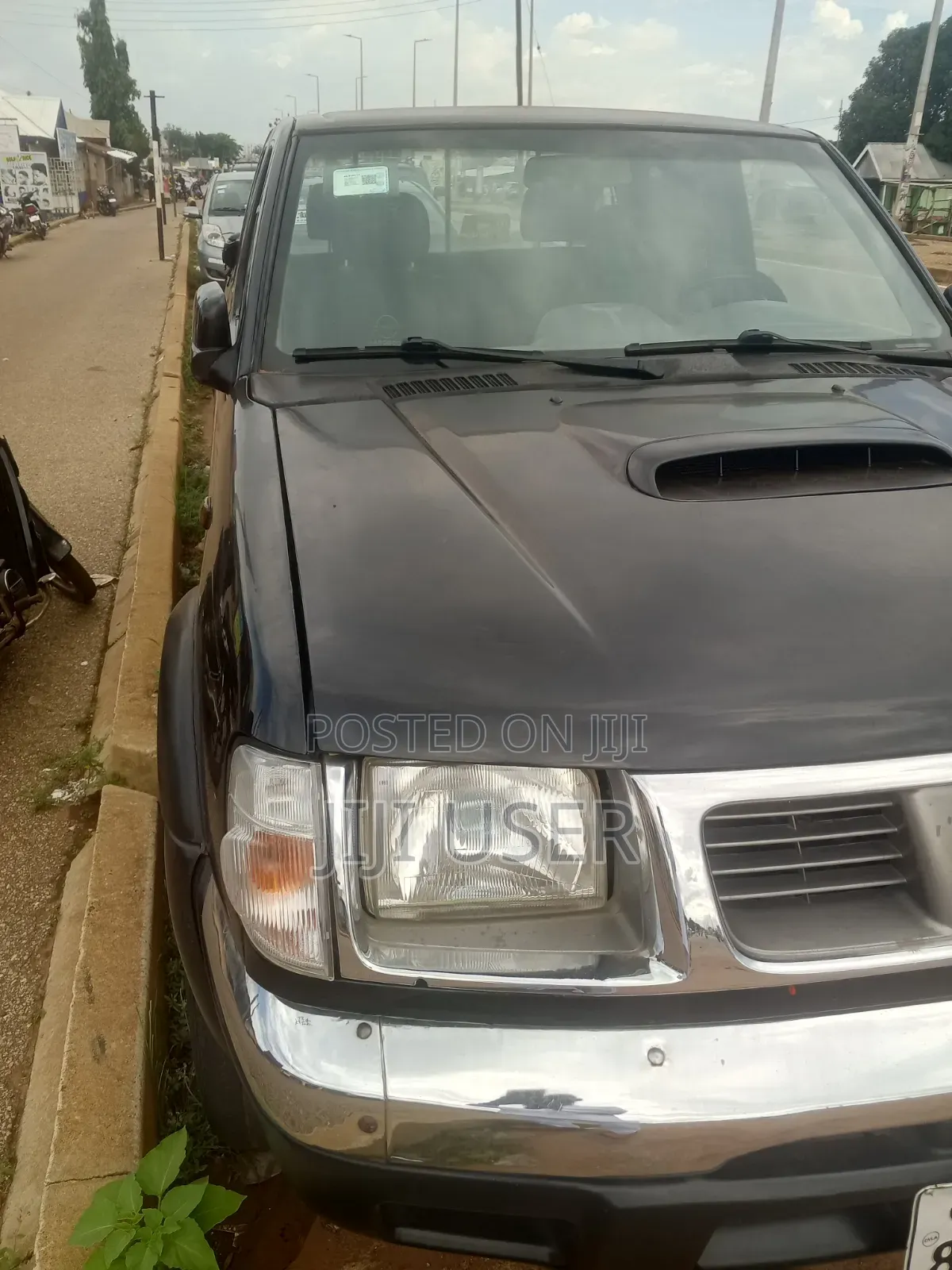 Nissan Hardbody 2011 Black