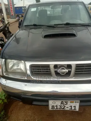 Nissan Hardbody 2011 Black