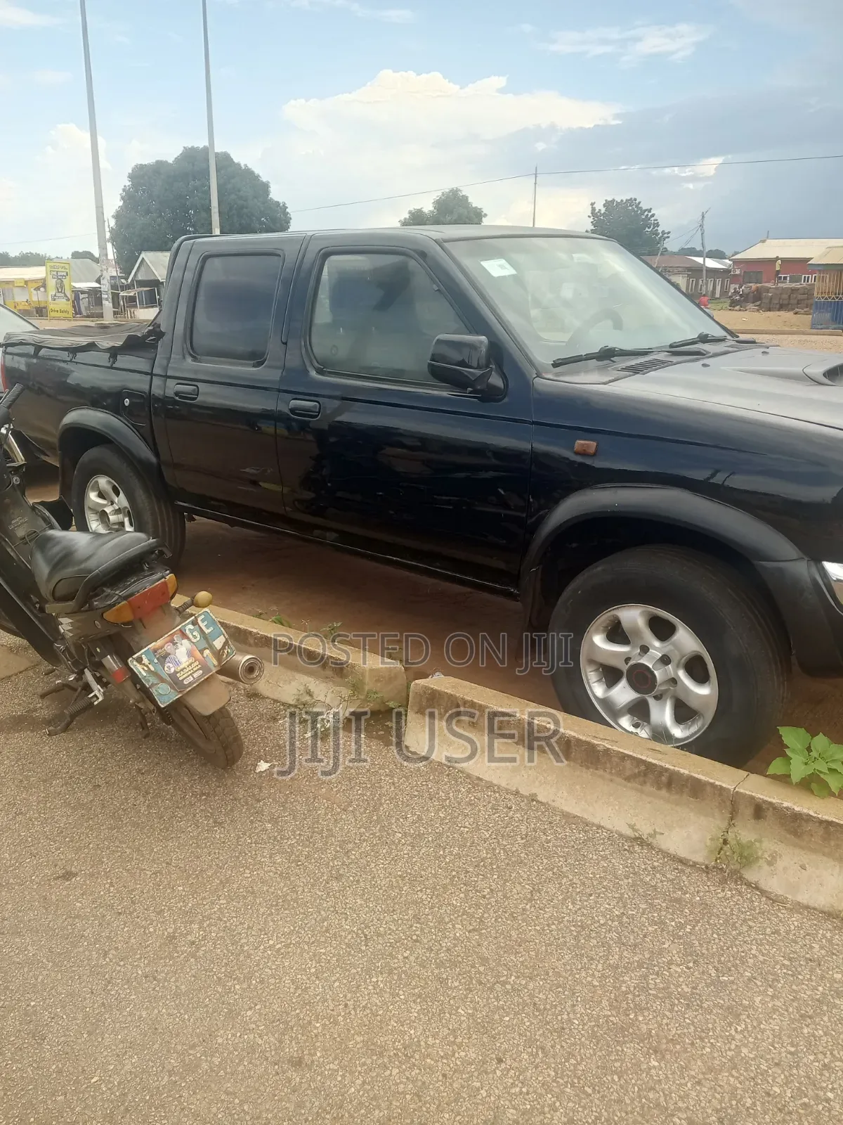 Nissan Hardbody 2011 Black