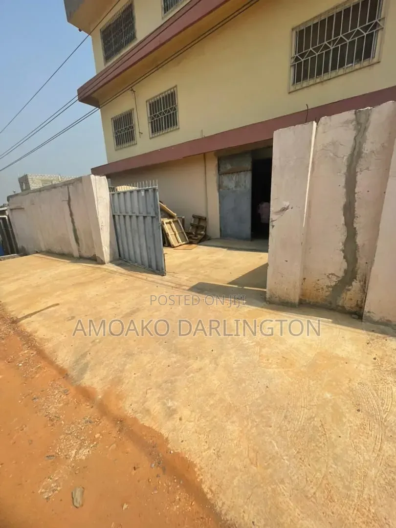 Warehouse Forrent