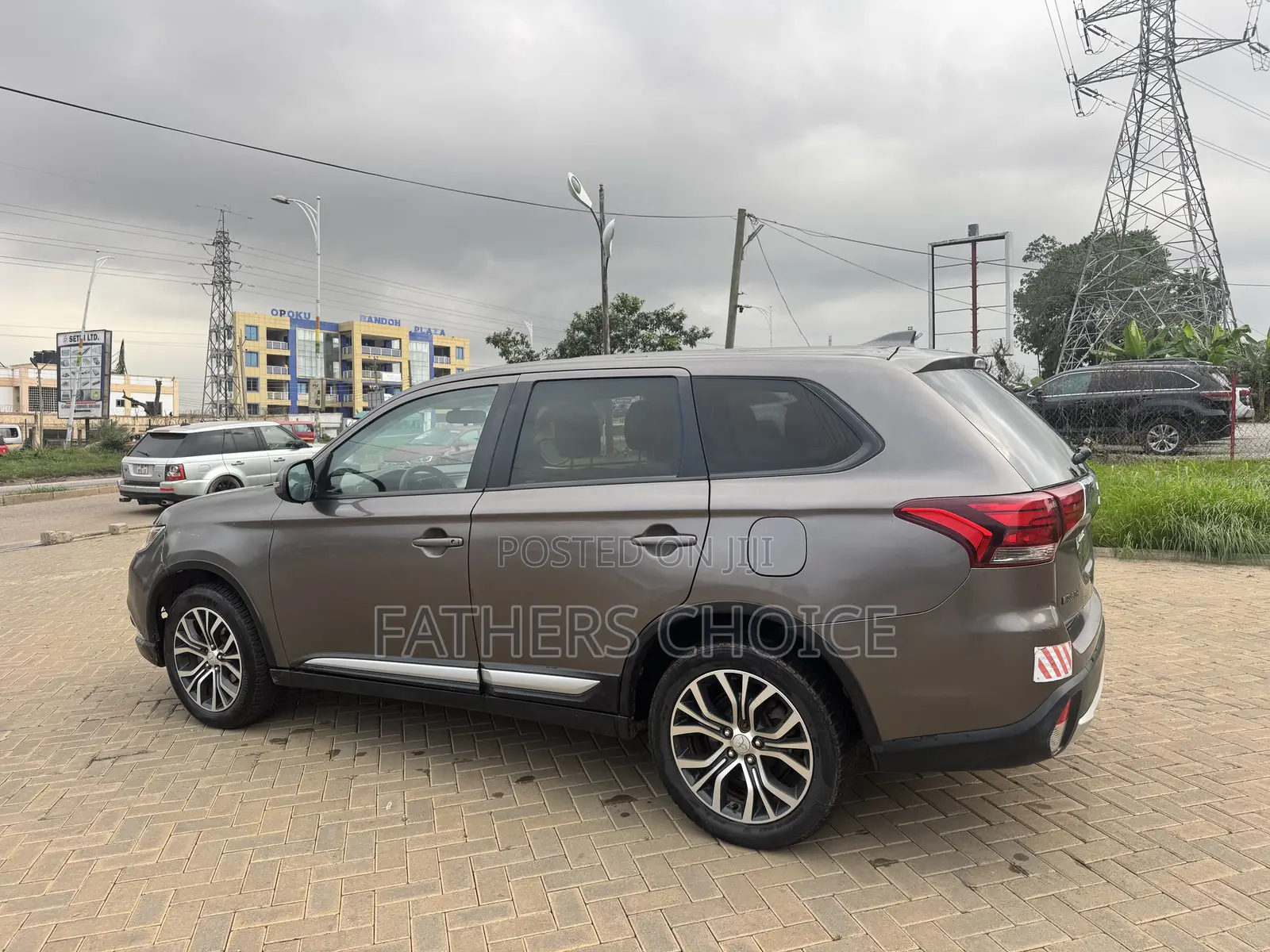 Mitsubishi Outlander SEL FWD 2017 Gray