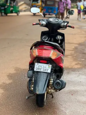 Yamaha 2024 Red