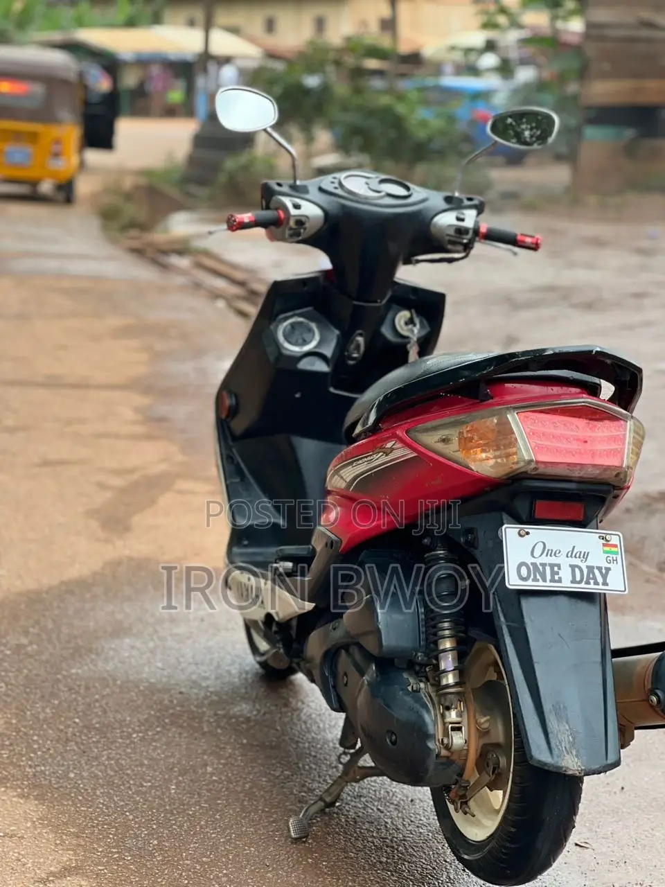 Yamaha 2024 Red