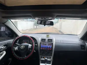 Toyota Corolla S 4dr Sedan (1.8L 4cyl 4A) 2011 Gray