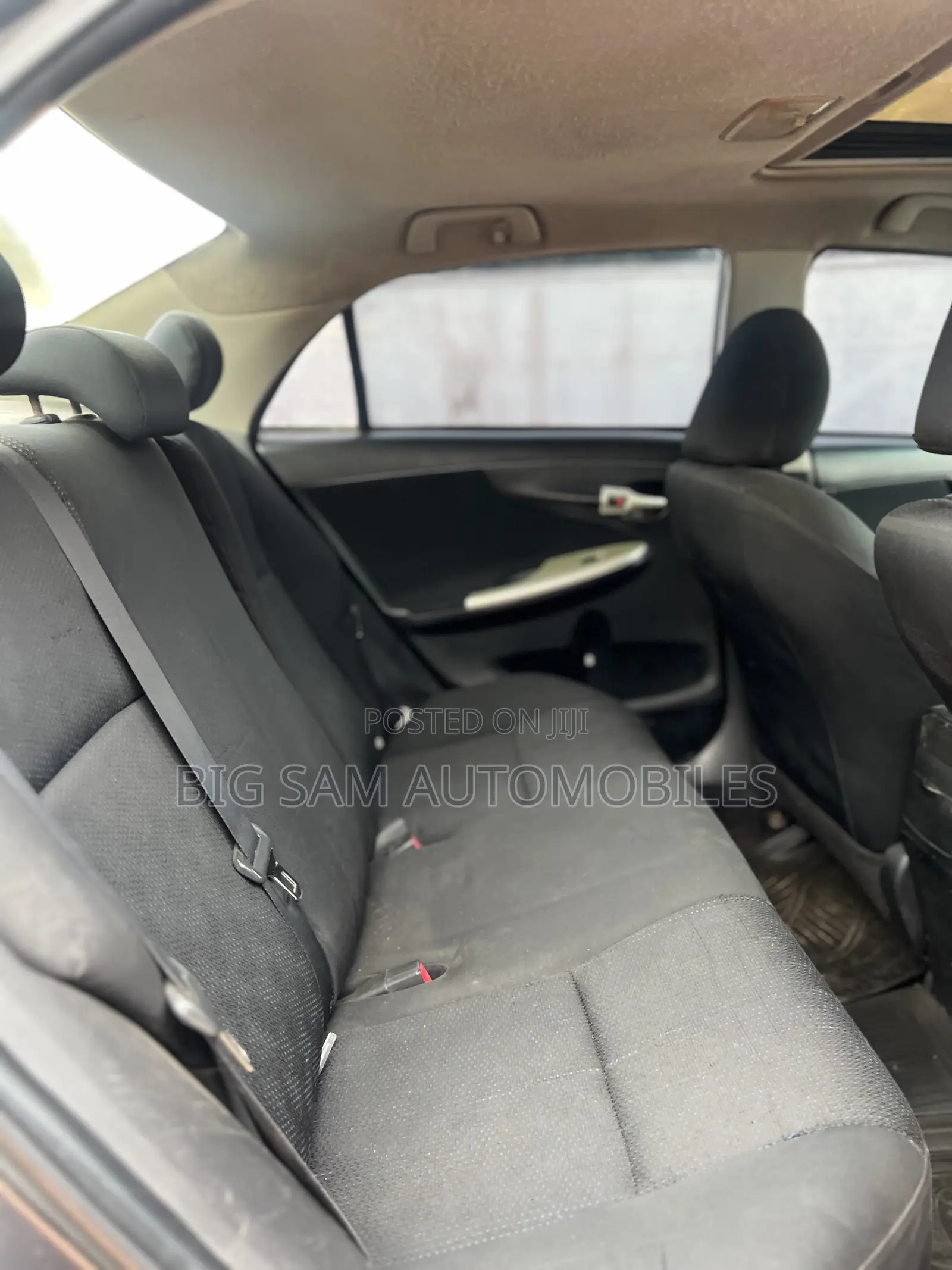 Toyota Corolla S 4dr Sedan (1.8L 4cyl 4A) 2011 Gray