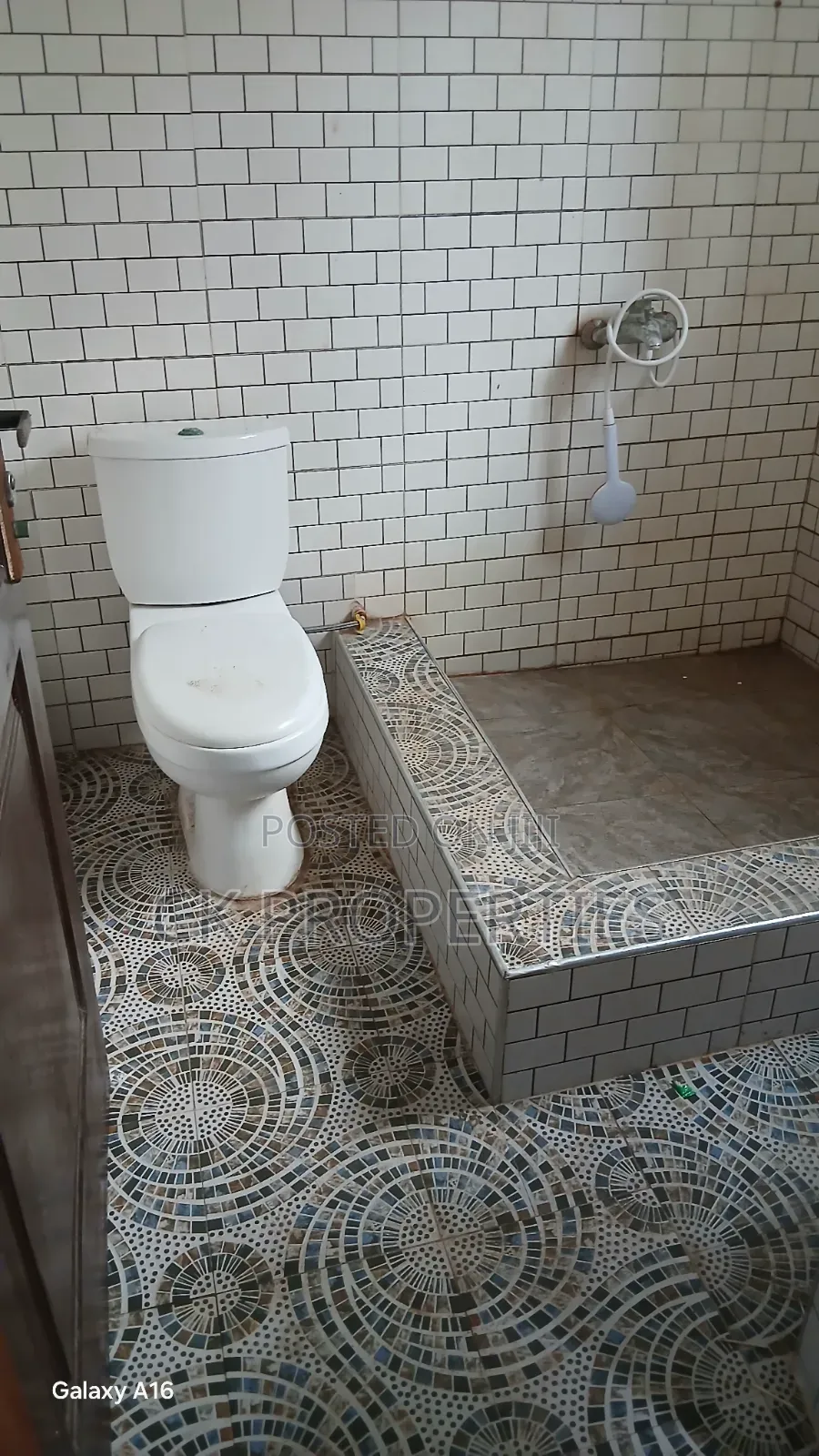 Mini Flat in Pillar 2 for rent