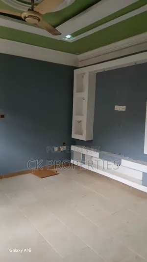 Mini Flat in Pillar 2 for rent