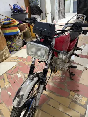 Royal RY125 2025 Red
