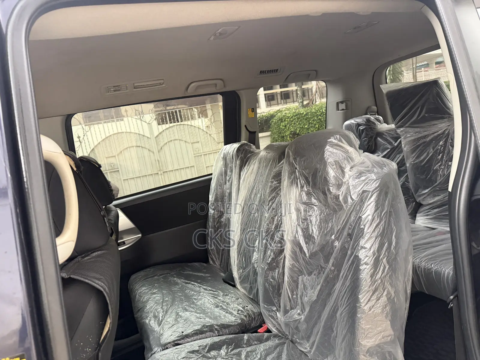 Toyota Voxy 2013 Blue