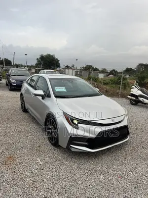 Toyota Corolla SE 2020 Silver