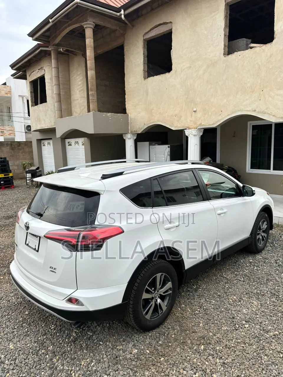 Toyota RAV4 2017 White