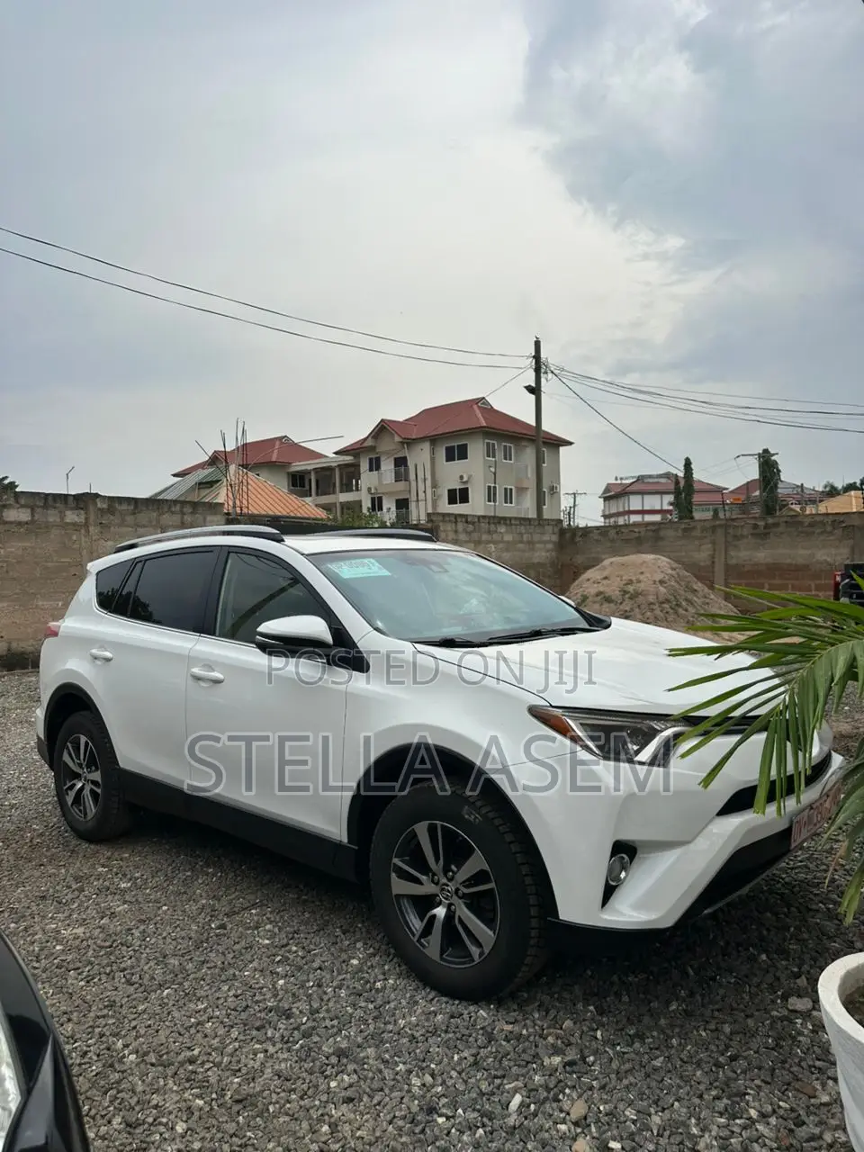 Toyota RAV4 2017 White