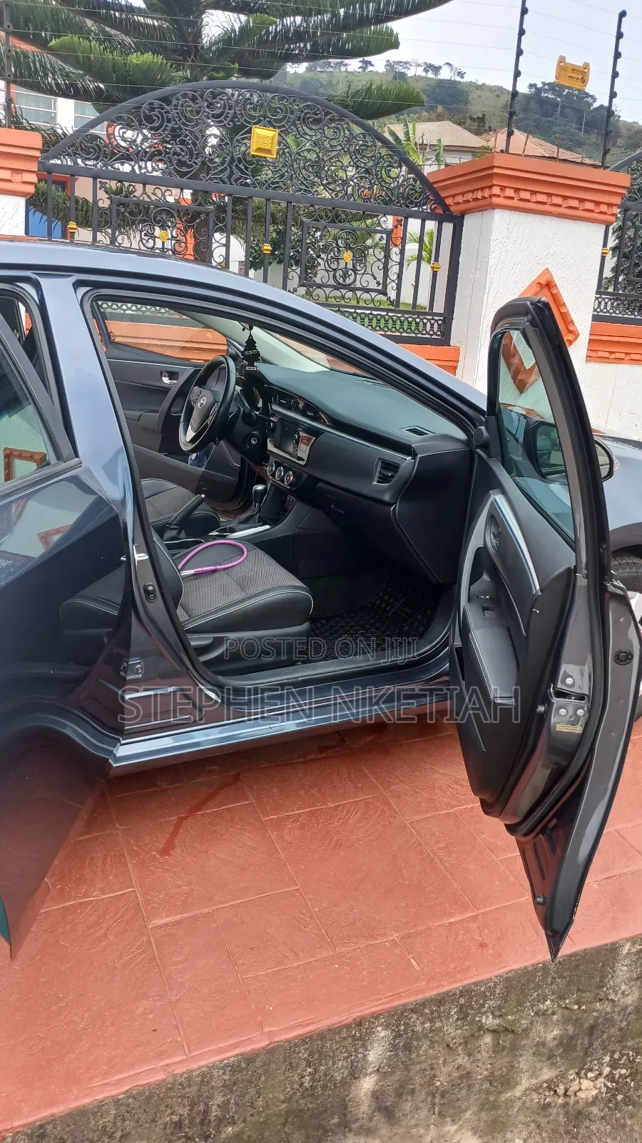 Toyota Corolla LE Eco 4dr Sedan (1.8L 4cyl CVT) 2014 Gray