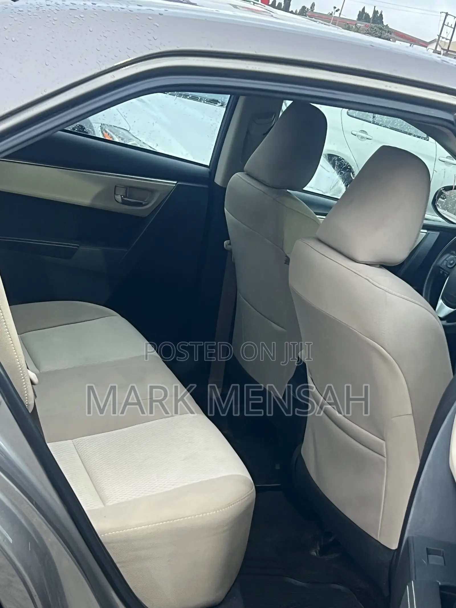 Toyota Corolla 2016 Brown