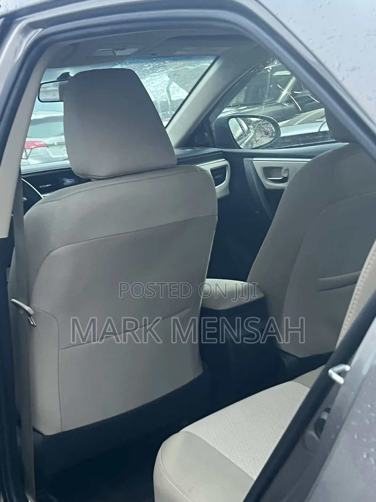 Toyota Corolla 2016 Brown